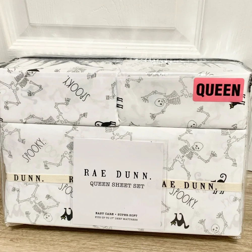 Rae Dunn Spooky Skeletons Black Cat Sheet Set - QUEEN - NEW